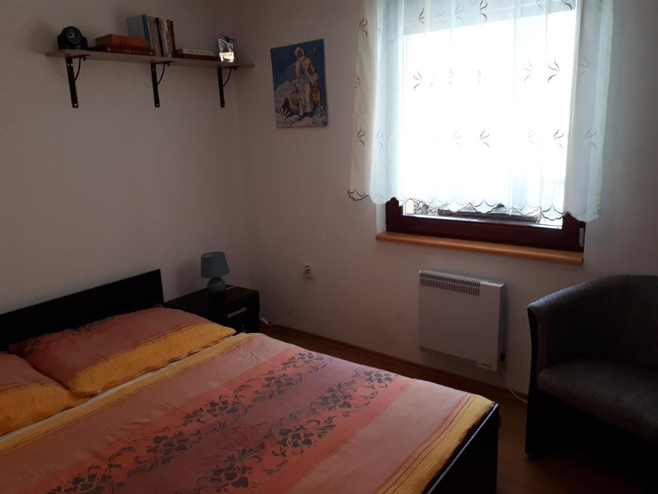 Chalupa Na Hrbku Belá Extérieur photo